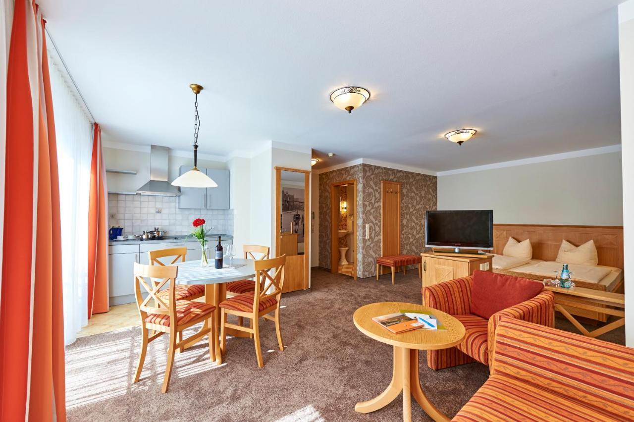 Landhotel Im Klostereck Strubel-Roos Флонхайм Екстериор снимка