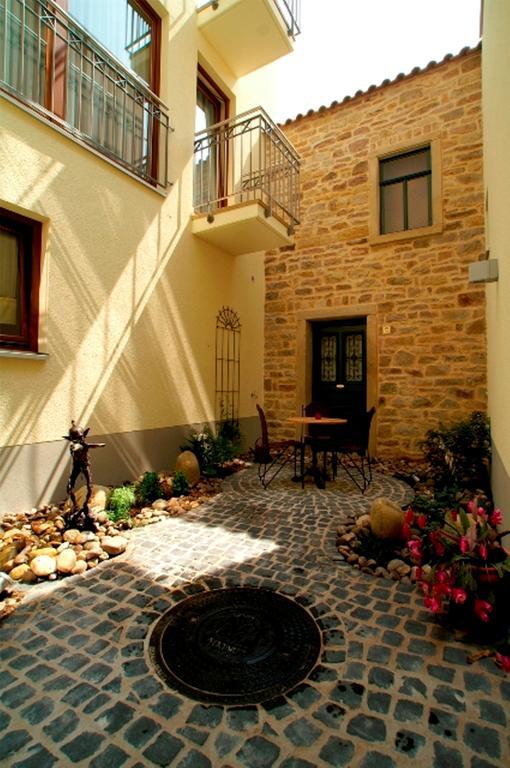 Landhotel Im Klostereck Strubel-Roos Флонхайм Екстериор снимка