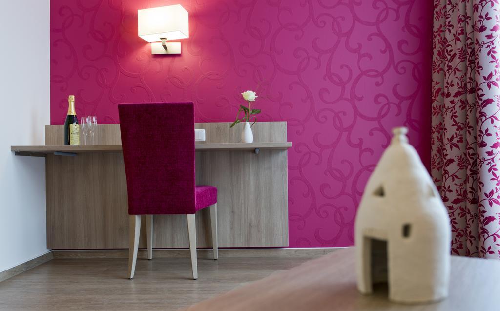 Landhotel Im Klostereck Strubel-Roos Флонхайм Стая снимка
